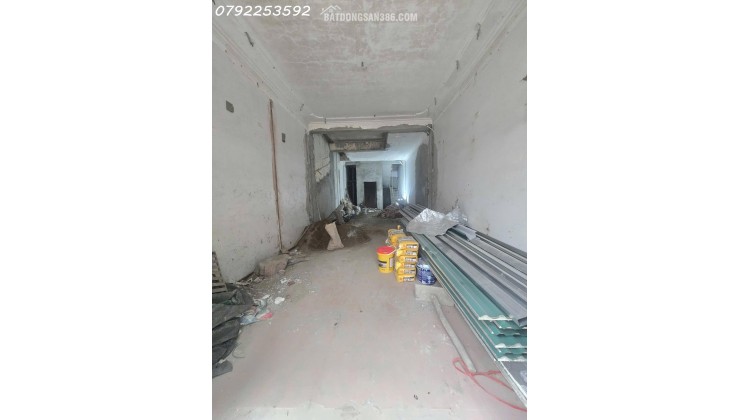 Bán Nhà Khuất Duy Tiến. Thanh Xuân. Diện Tích 65-71m. x5 tầng. Mặt tiền 4.5m. Giá Bán 31 Tỷ.